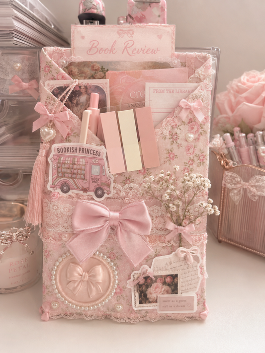 🎀 Blush n Books